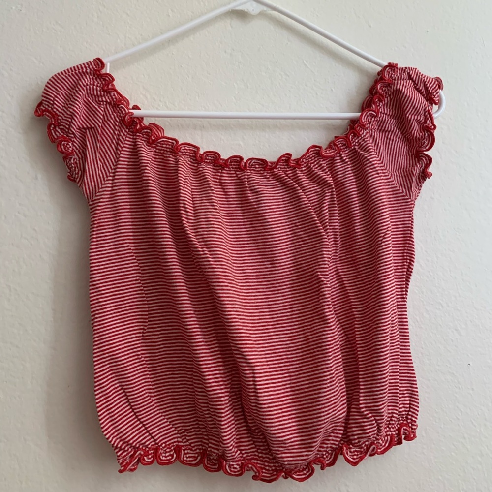 Off the shoulders striped brandy Melville crop top